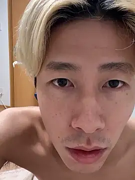 juri20cm online show from March 28, 9:32 am