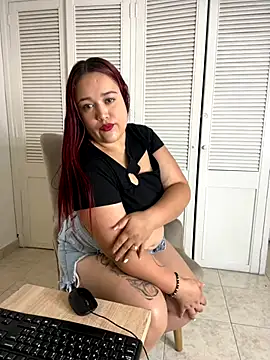 IvyPalacios online show from September 23, 11:39 am