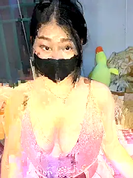 Snapshot of Samcutes chatting on November 4, 6:50 am Samcutes online show from November 4, 6:50 am