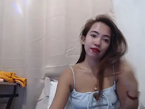 Snapshot of yourloving_maris chatting on October 4, 11:56 am yourloving maris online show from October 4, 11:56 am