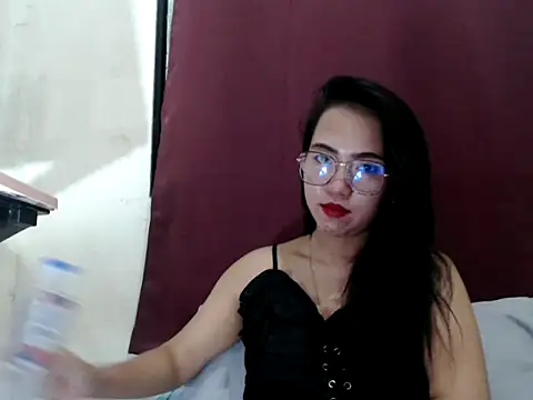 yourloving maris online show from March 28, 4:19 pm