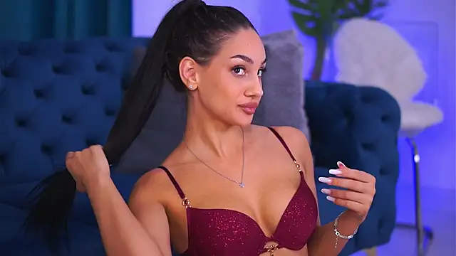 NinaSolenne online show from February 8, 8:28 pm