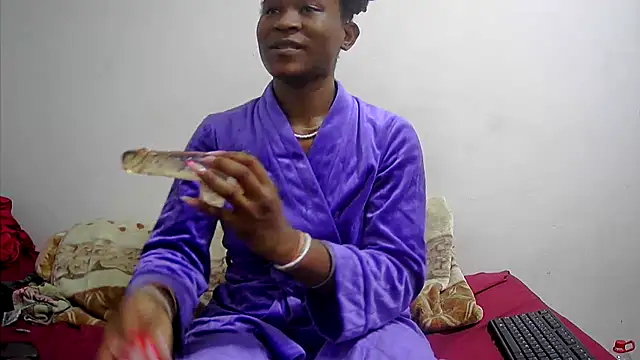 Snapshot of WetJuicieyxx chatting on October 4, 4:47 am WetJuicieyxx online show from October 4, 4:47 am