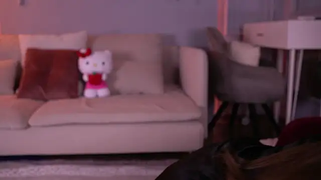 MillaSerene online show from April 16, 5:41 am