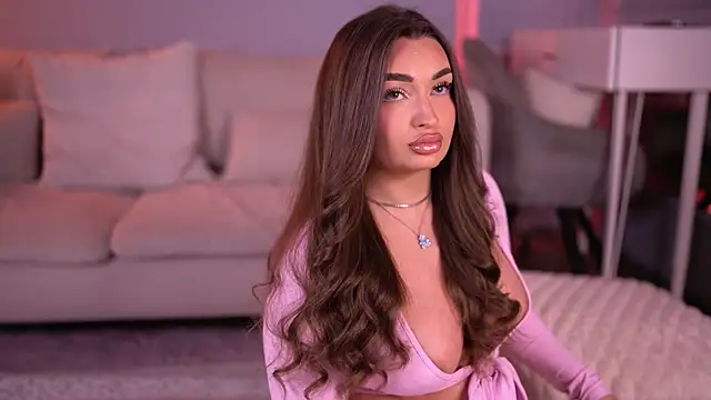 MillaSerene online show from April 19, 5:41 am