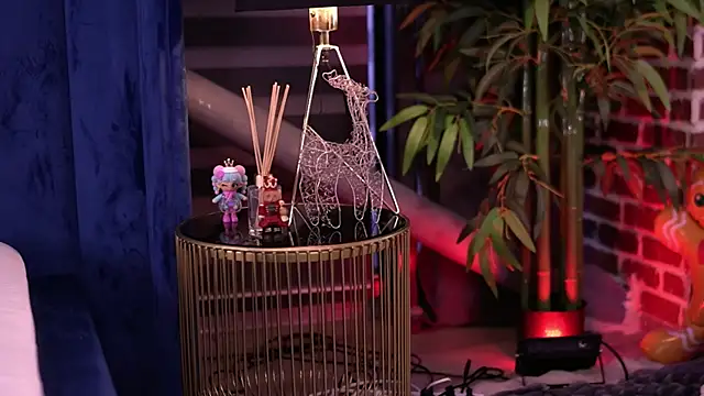 MillaSerene online show from December 22, 6:24 am