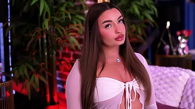 MillaSerene online show from February 1, 6:44 am