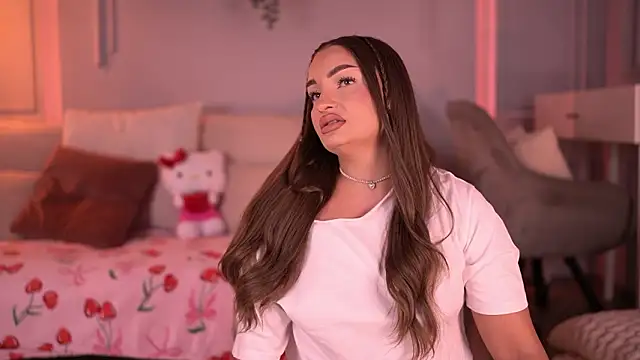 MillaSerene online show from March 7, 6:20 am