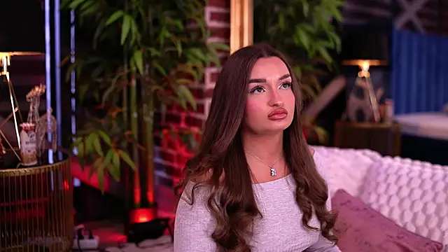 MillaSerene online show from January 7, 7:13 am