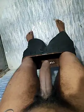 Snapshot of sexy_boy_47 chatting on November 23, 3:33 pm sexy boy 47 online show from November 23, 3:33 pm