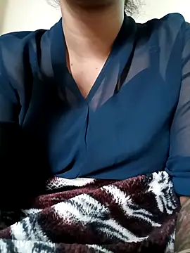 lovelysona11 online show from December 5, 7:07 am