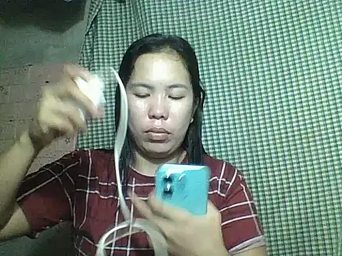 Snapshot of pinaysinglemommm chatting on November 12, 9:07 pm pinaysinglemommm online show from November 12, 9:07 pm