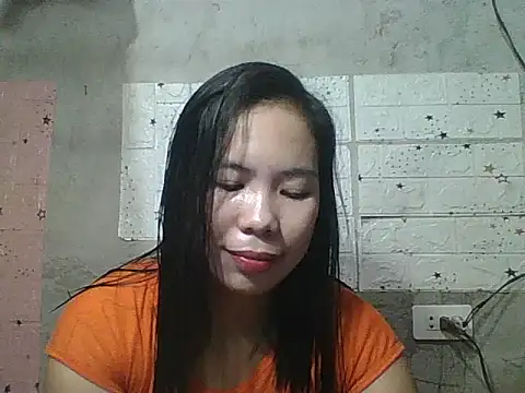 pinaysinglemommm online show from September 24, 9:10 pm