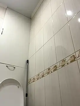 LuckyGirlfriends online show from October 29, 7:02 pm