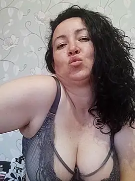 Snapshot of Velvet3451 chatting on September 14, 3:23 pm Velvet3451 online show from September 14, 3:23 pm