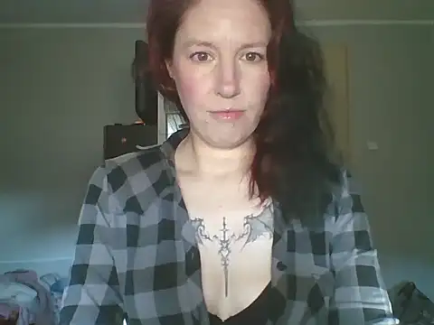 Snapshot of JudyFetish chatting on September 9, 6:12 am JudyFetish online show from September 9, 6:12 am