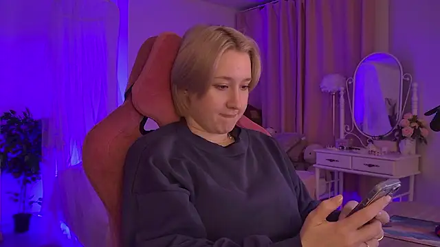 CinBellamy online show from February 12, 6:13 am