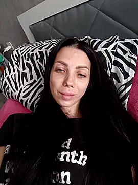 Snapshot of Princessa99885 chatting on October 13, 12:07 pm Princessa99885 online show from October 13, 12:07 pm