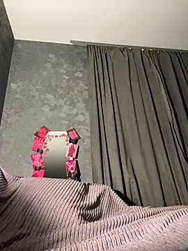 FavoriteKira online show from November 15, 7:18 pm