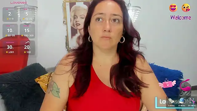 naughty milf esmeralda online show from May 14, 2:19 am