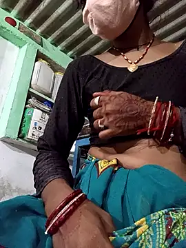 MISS LOVE 001 online show from October 10, 5:14 pm