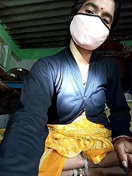 MISS LOVE 001 online show from October 31, 8:55 am