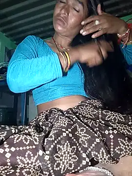 MISS LOVE 001 online show from October 3, 4:41 pm