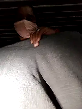 MISS LOVE 001 online show from October 16, 4:04 pm