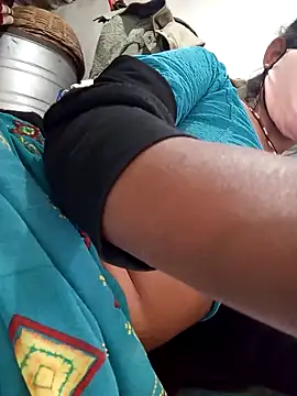 MISS LOVE 001 online show from December 1, 10:27 am