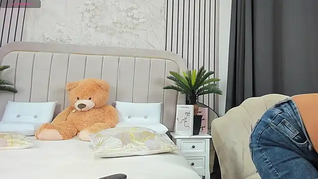 DaryaReed online show from November 10, 5:12 am