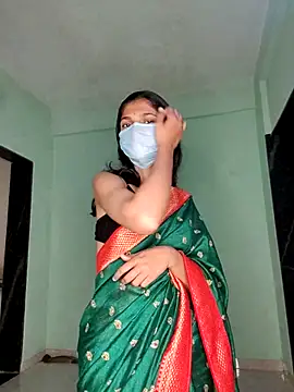 Shivani2002 online show from February 8, 5:54 pm