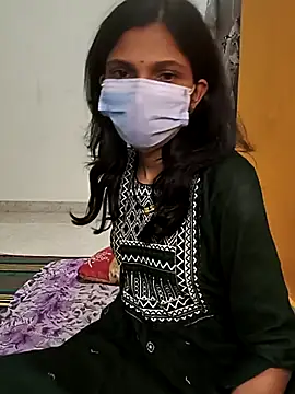 Snapshot of Shivani2002 chatting on November 30, 5:03 pm Shivani2002 online show from November 30, 5:03 pm