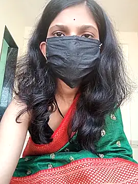 Shivani2002 online show from January 16, 9:46 am