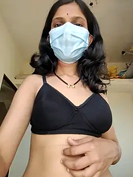 Shivani2002 online show from March 23, 9:31 am