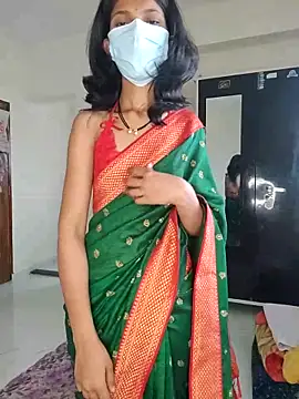 Shivani2002 online show from March 31, 9:44 am