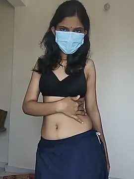 Snapshot of Shivani2002 chatting on June 5, 10:10 am Shivani2002 online show from June 5, 10:10 am