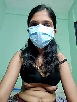 Shivani2002 online show from March 28, 6:09 pm