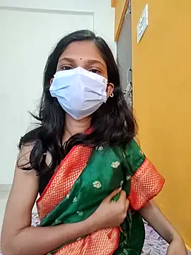 Snapshot of Shivani2002 chatting on November 21, 1:15 am Shivani2002 online show from November 21, 1:15 am