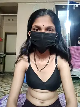 Shivani2002 online show from September 20, 3:22 am