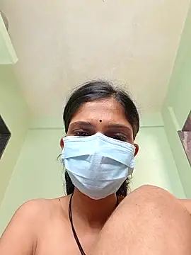 Shivani2002 online show from March 29, 6:15 am