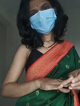 Snapshot of Shivani2002 chatting on July 3, 9:38 am Shivani2002 online show from July 3, 9:38 am