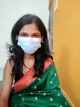 Snapshot of Shivani2002 chatting on November 26, 1:27 am Shivani2002 online show from November 26, 1:27 am