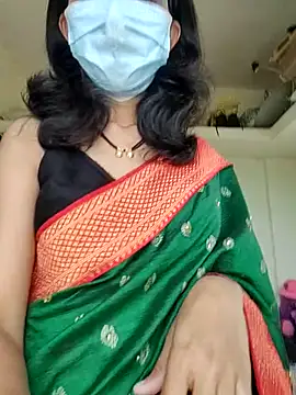 Shivani2002 online show from March 20, 10:27 am