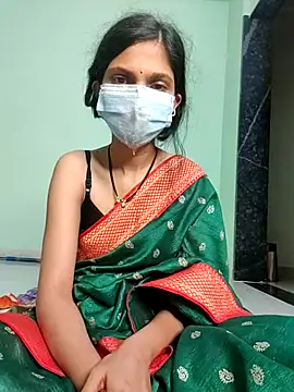 Shivani2002 online show from January 13, 5:17 pm