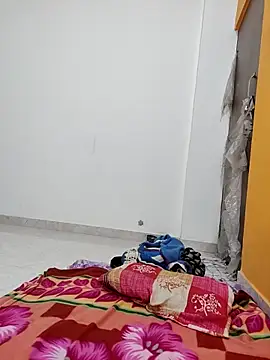 Snapshot of Shivani2002 chatting on December 13, 8:04 pm Shivani2002 online show from December 13, 8:04 pm