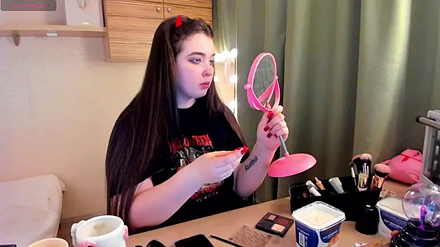 Alice next door online show from February 10, 2:38 pm