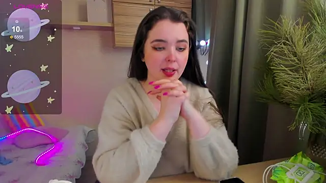 Alice next door online show from January 12, 1:40 pm