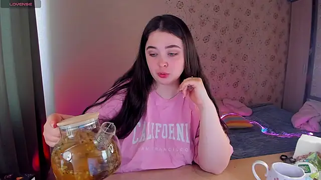 Alice next door online show from February 27, 1:00 pm