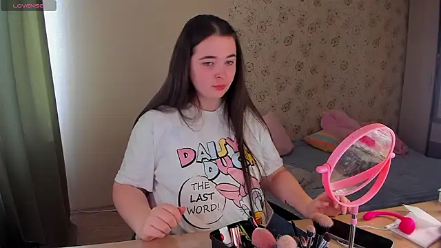 Alice next door online show from March 11, 1:16 pm