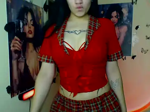 Em7MaA online show from October 31, 8:27 pm